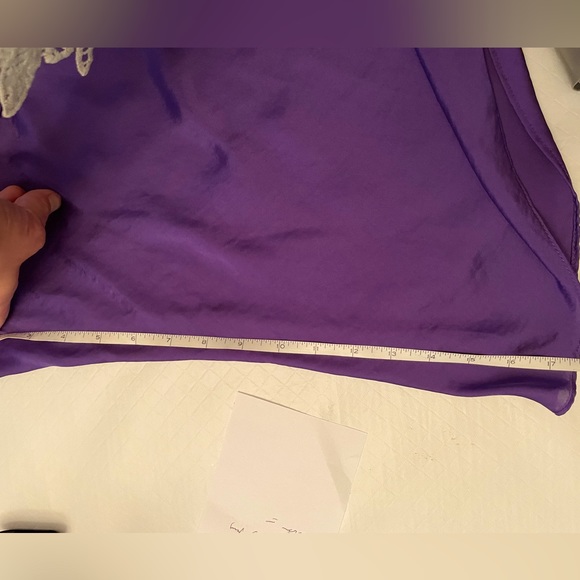 🦋 2 / $27 🦋Spense Medium Dark Purple flowy top. Curved hemline /petal shapes. - Picture 7 of 8